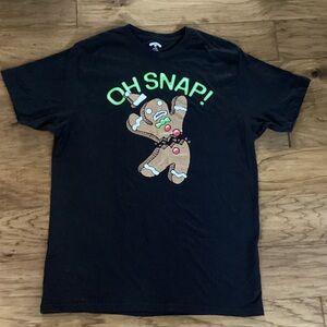 Holiday Time NWOT Men’s Oh Snap Black Tshirt size Large 42/44